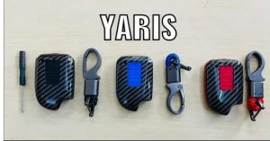 black-carbon-fiber-silicon-car-key-cover-for-toyota-yaris